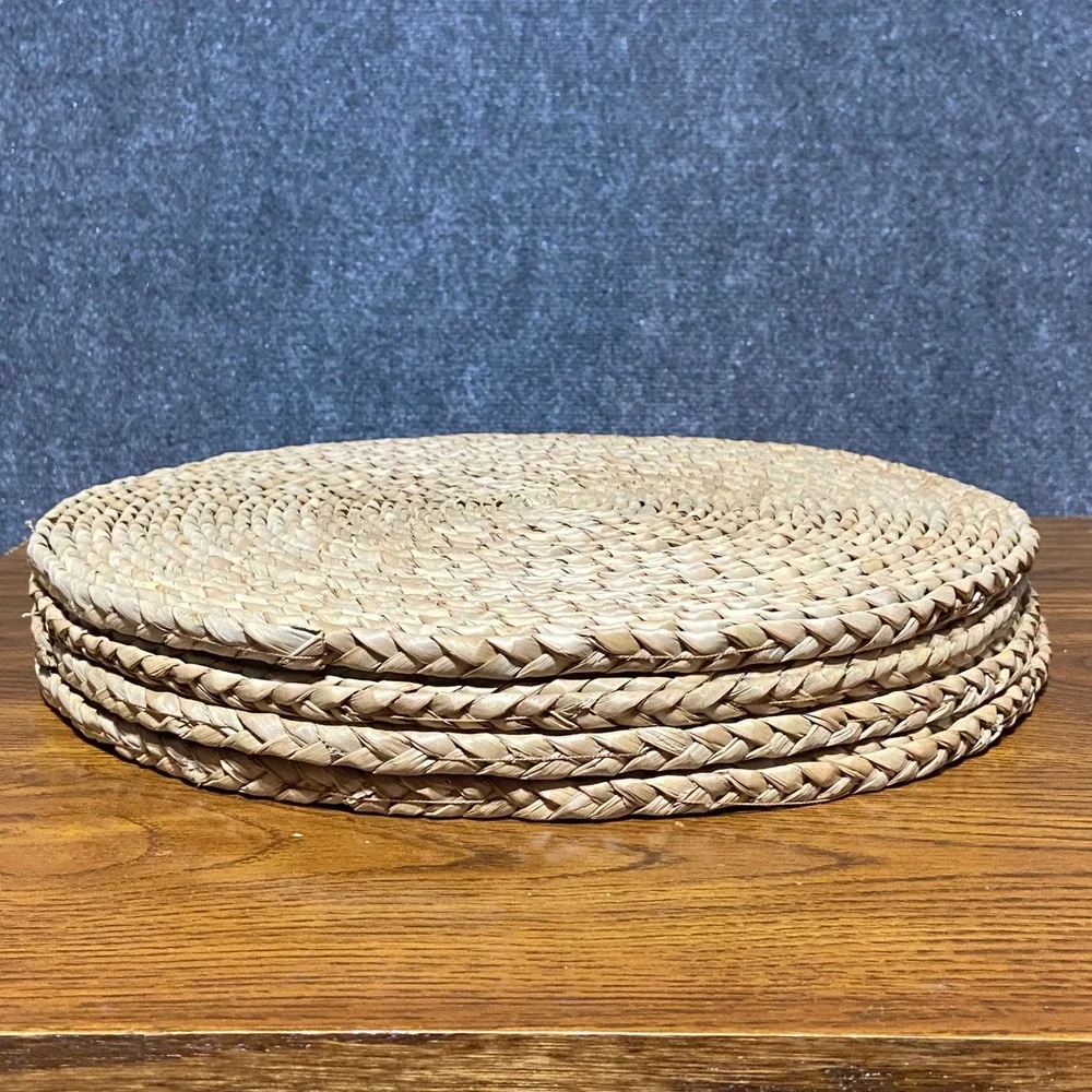 Set of 4 Natural Woven Seagrass Round Placemats 13.5‎ Inch Braided Boho Coastal